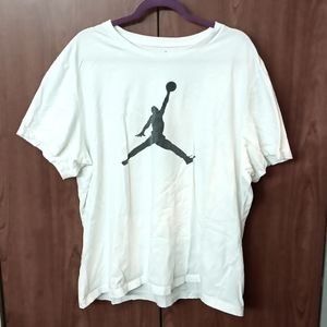 Men's Air Jordan T-shirt Size XXL